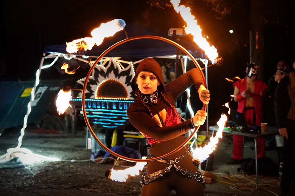 Sunset & Chill Image 0